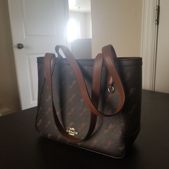 Coach Tote 27 Horse Carriage - Picture 2 of 10